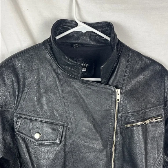 NWOT Luis Alvear Cropped Black Zip Up Leather Women's Jacket - Picture 3 of 9